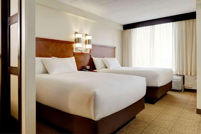 Hyatt Place Greenville/Haywood Buitenkant foto